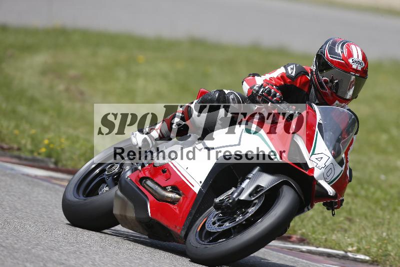 /27 12.06.2025 Ducati Schweiz Trackday Warmup  ADR/gruen-vert/40